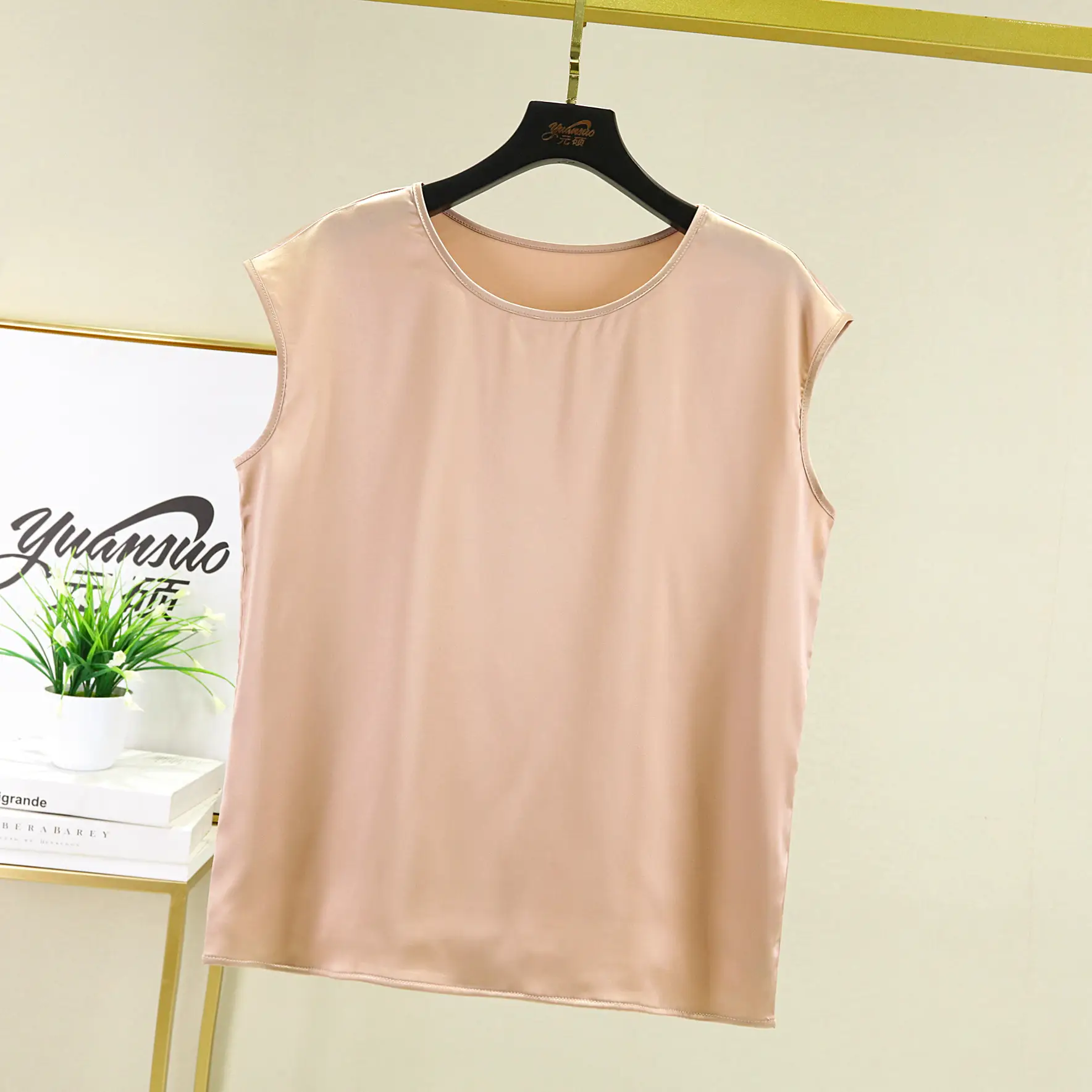 Pink Sleeveless T-Shirt Plus Size Slimming Women - Image 4
