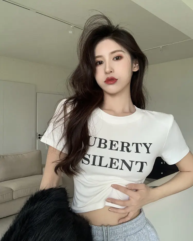 Women Short Sleeve T-Shirt Puberty Silent Green — feature 3