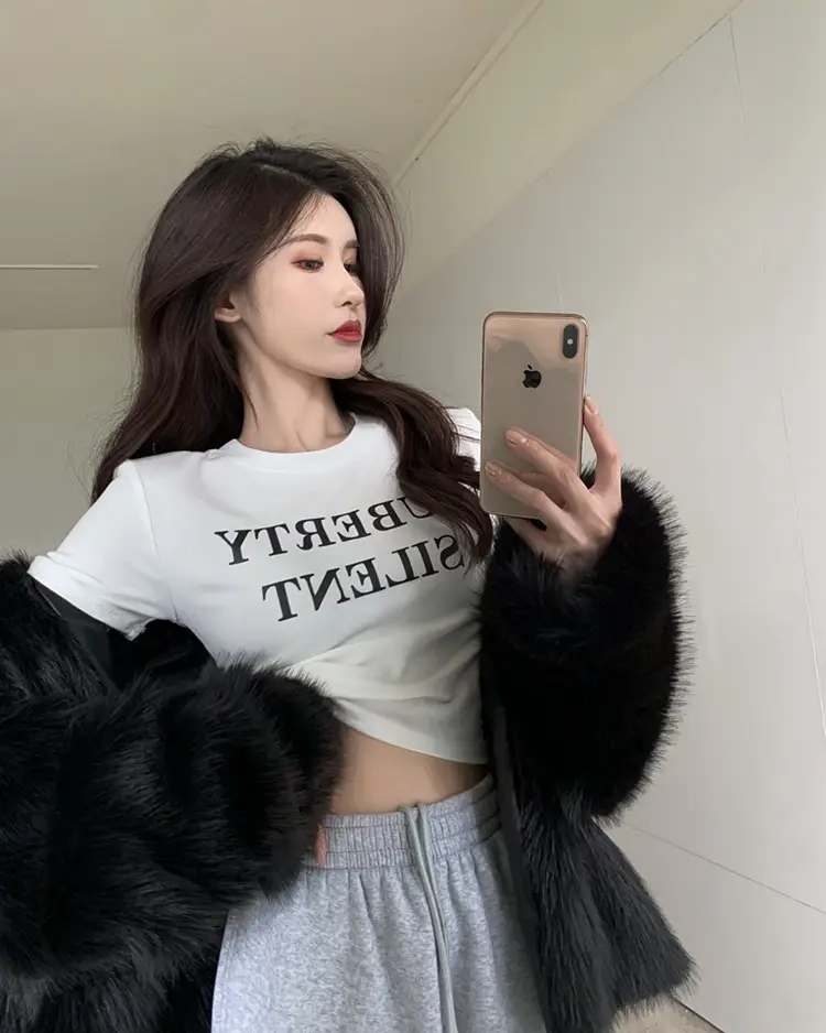 Women Short Sleeve T-Shirt Puberty Silent Green — feature 9
