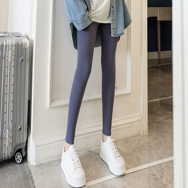 Women Grey Slimming Leggings with Embroidered Butt Lift