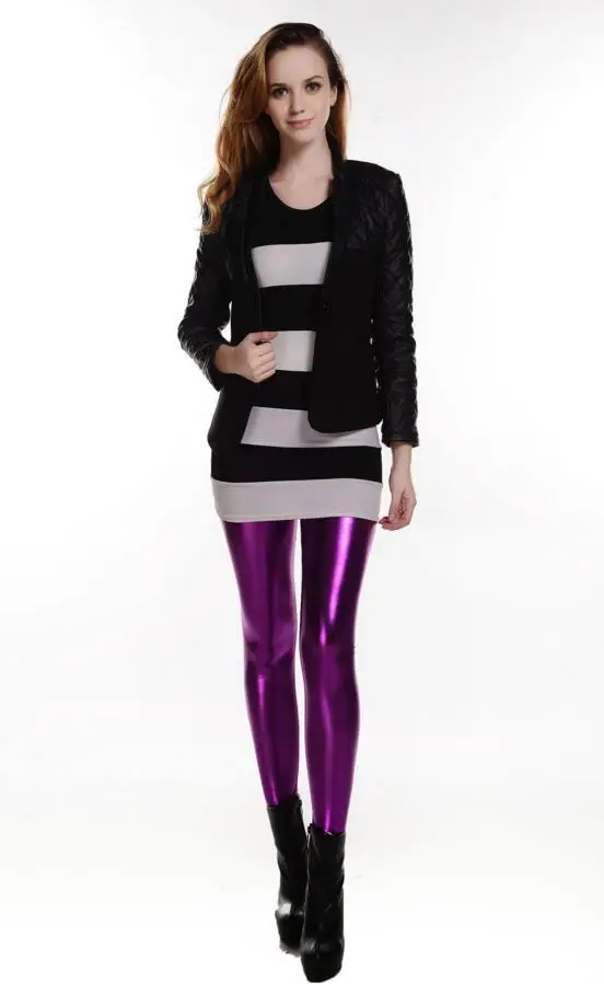 Black Striped Knee Length Set for Women — feature 10