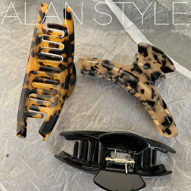 Leopard Print Curved Hair Clip for Women Men — feature 12