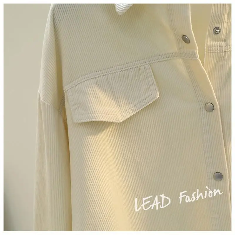 Women's Green Corduroy Button Shirt 2022 Spring — feature 13