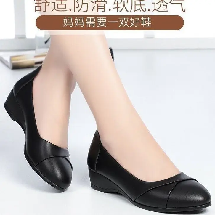 Black Leather Women's Flat Heel Shoes - Image 7