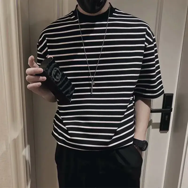 Men Striped Short Sleeve T-Shirt Black White Korean Style - Image 2