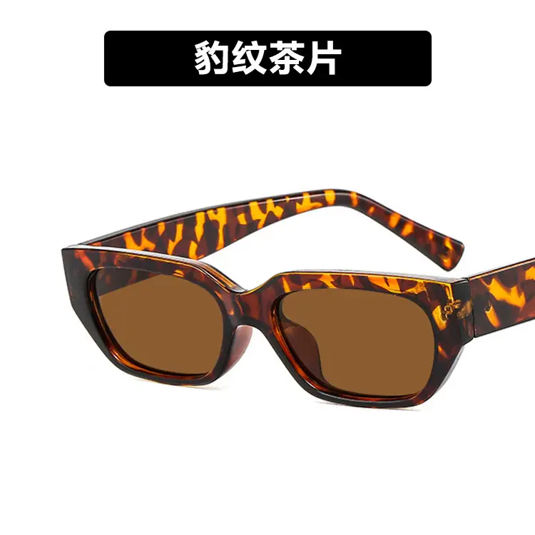 Women's Square Sunglasses Black Metal Buckle 2022 - Image 3