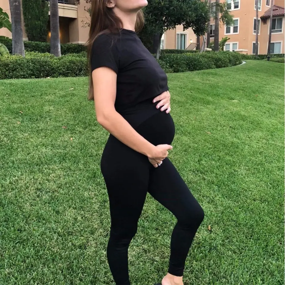 Pregnant Women Seamless Black Leggings Maternity Set — feature 6