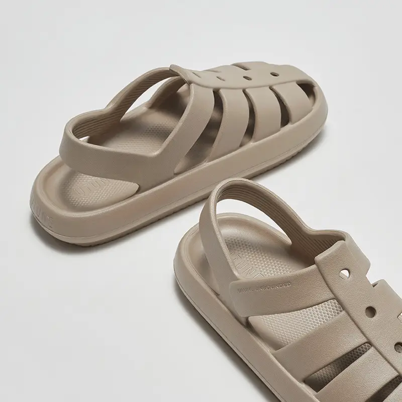 Women's Sandals 2025 Summer New Roman Shoes Closed-Toe Thick-Soled Clogs with Cushioning, Suitable for Outdoor Wear, Non-Slip