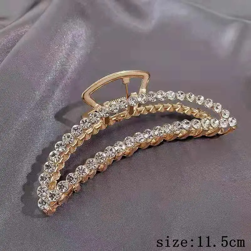 Elegant Butterfly Hairpin with Red Embellishments - Image 18