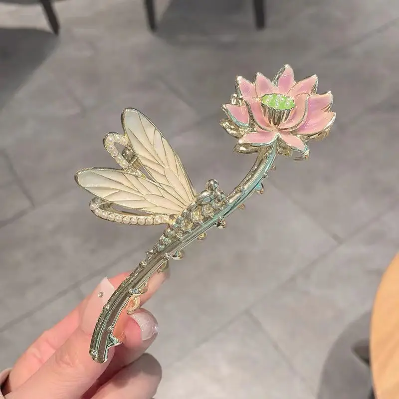 Elegant Butterfly Hairpin with Red Embellishments - Image 21