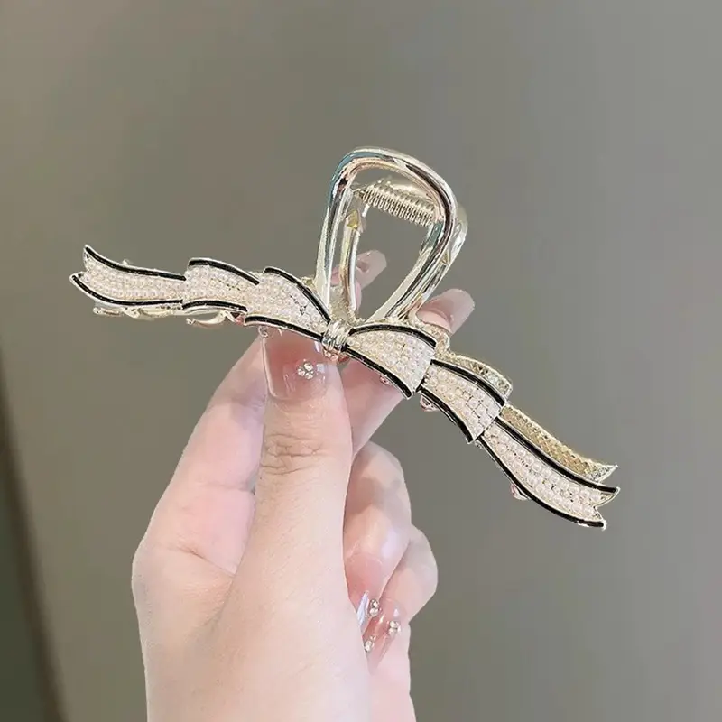 Elegant Butterfly Hairpin with Red Embellishments - Image 4