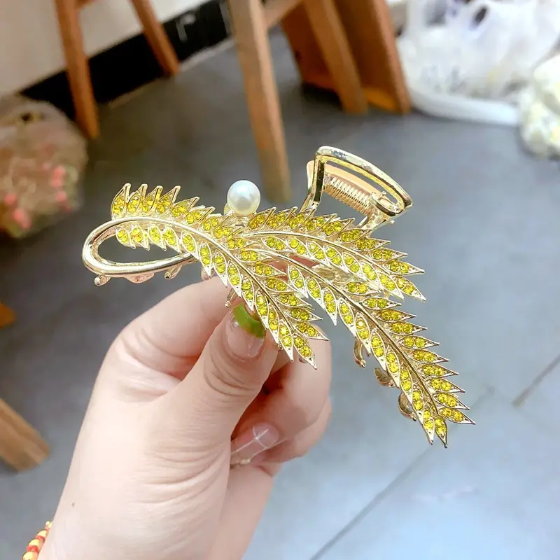 Elegant Butterfly Hairpin with Red Embellishments - Image 46