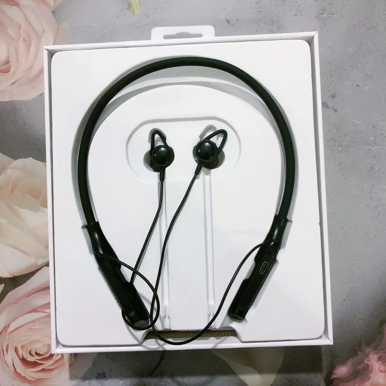 Wireless Bluetooth Headset 30Hr Music Listening Lightweight — feature 3