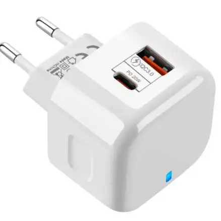 20W PD20W Fast Charge Charger with LED Indicator - Image 2