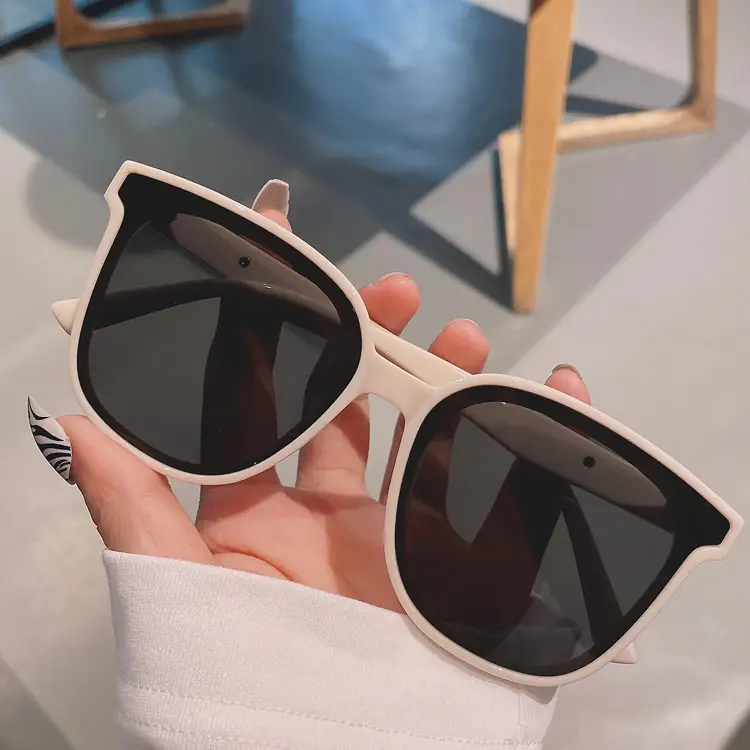 2022 Korean Style Sunglasses Women Red Riding Book Big Frame - Image 2