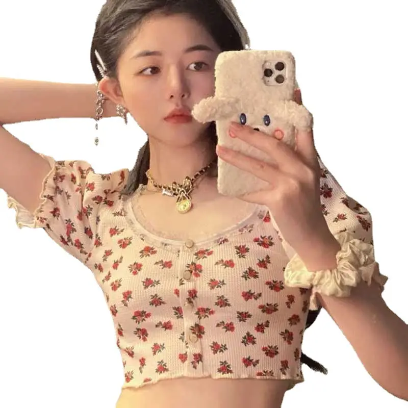 Japanese Style Floral Crop Top with Puff Sleeves