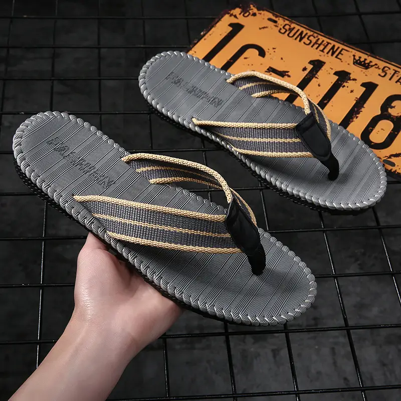 Men's Black Straw Flip Flops 2022 Summer Non-Slip