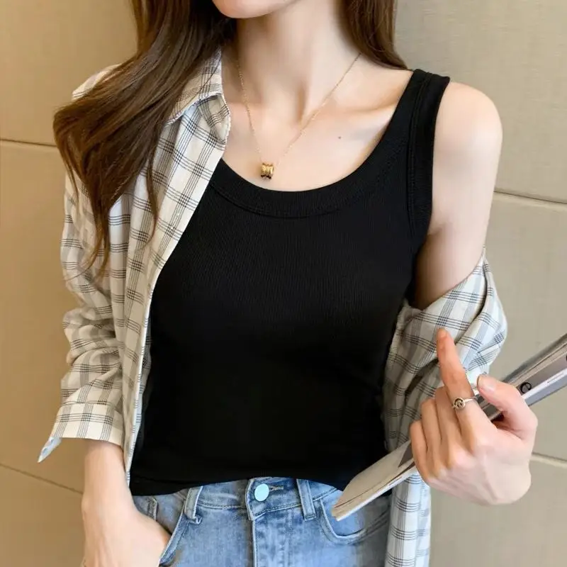 Women's Black Slim Fit Sleeveless T-Shirt - Image 10