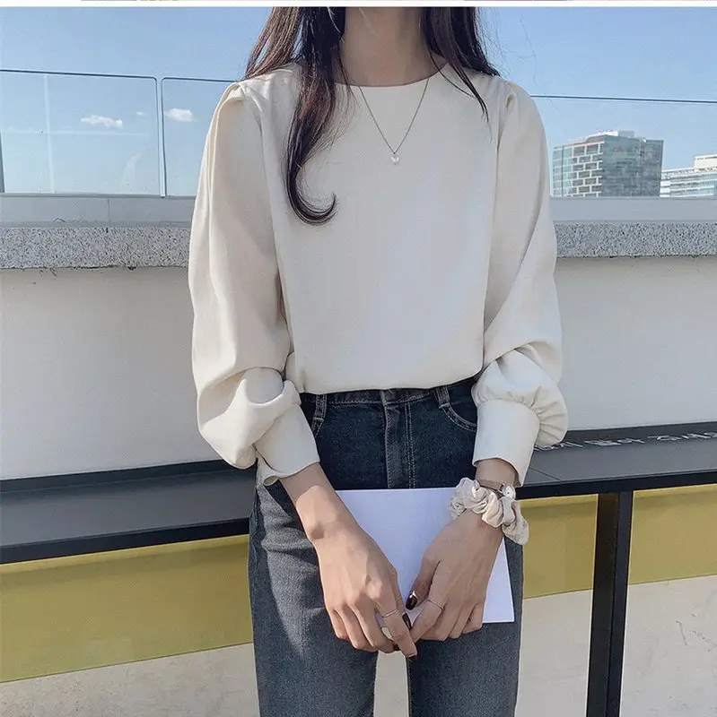 Women's Round Neck Long Sleeve Top Cream White - Image 4
