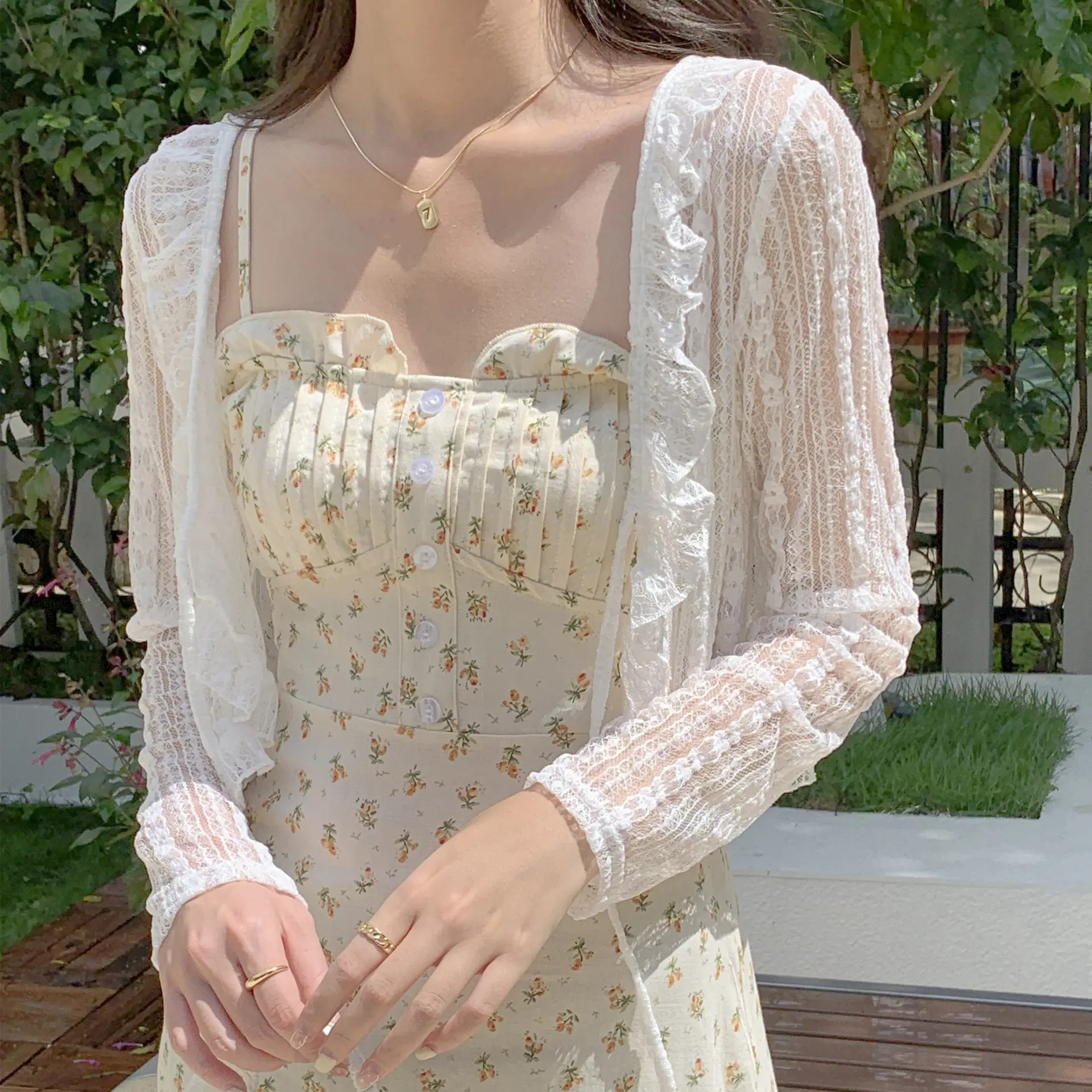 Women's White Lace Cardigan Sun Protection Shawl Skirt Set - Image 6