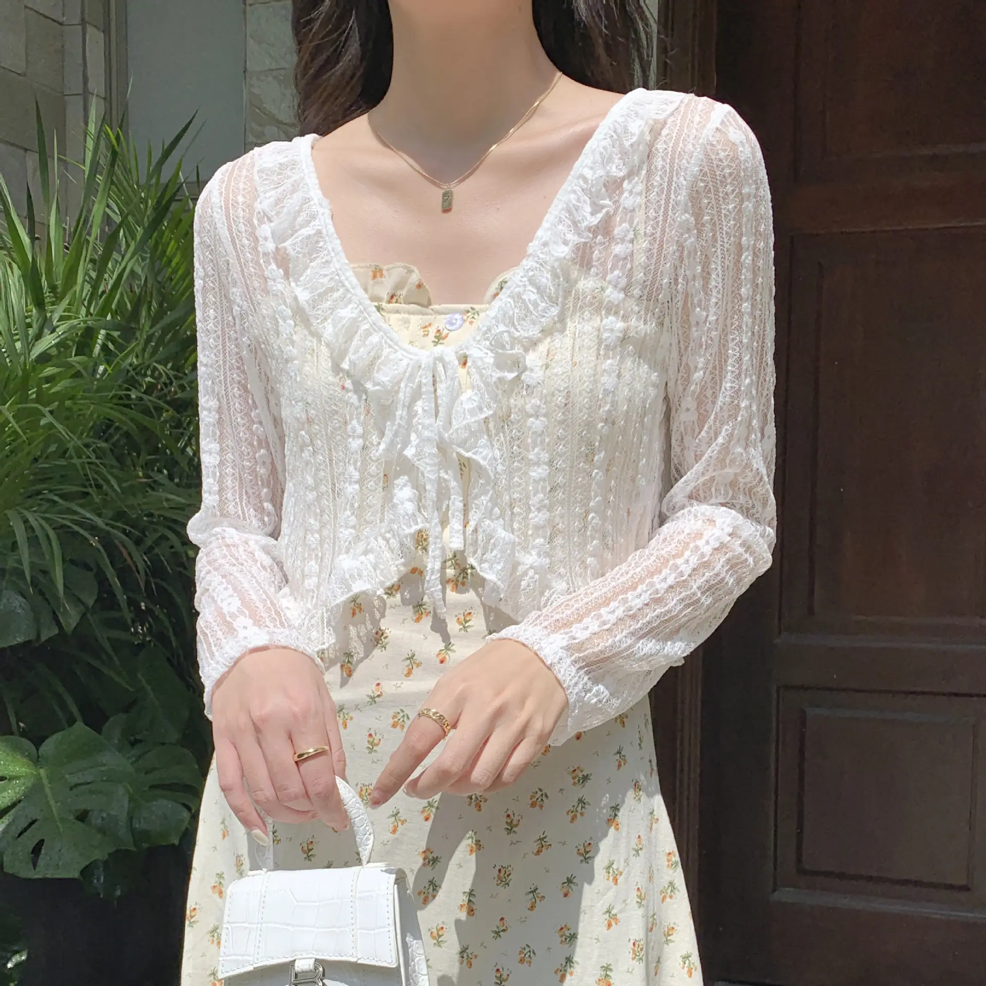 Women's White Lace Cardigan Sun Protection Shawl Skirt Set - Image 3