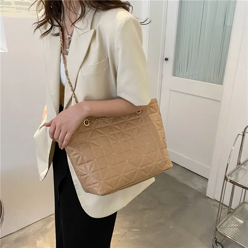 Rhombic Quilted Tan Shoulder Bag for Women - Image 7