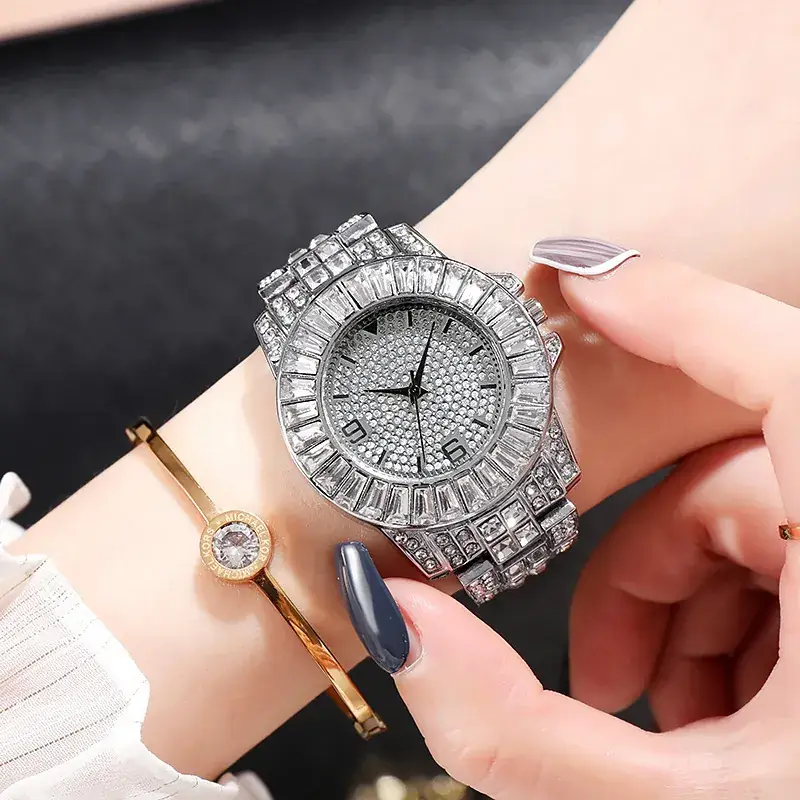 Luxury Diamond-Embedded Women's Watch with Alloy Steel Belt - Image 5