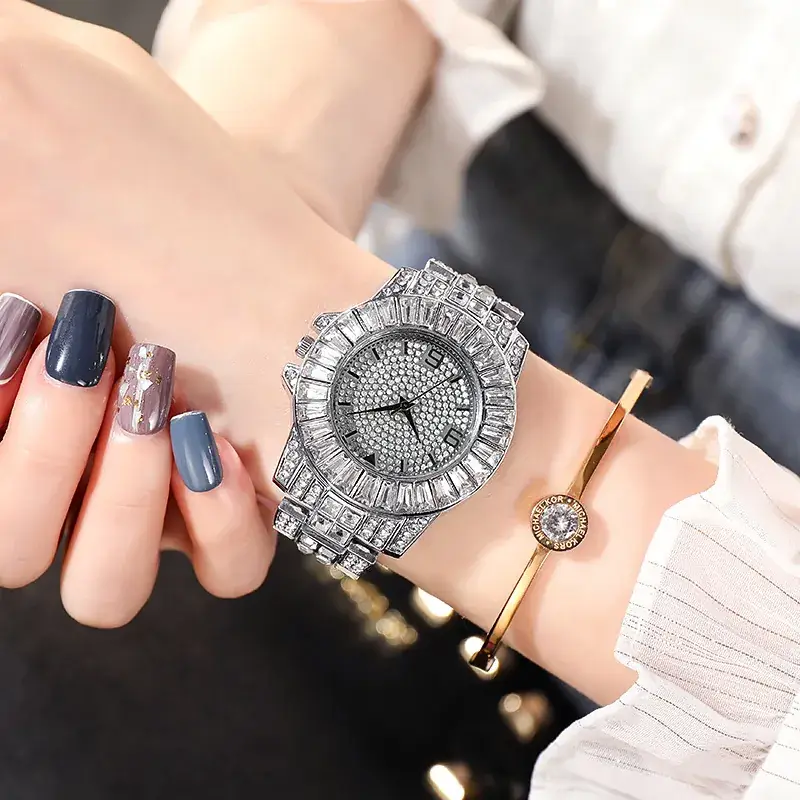 Luxury Diamond-Embedded Women's Watch with Alloy Steel Belt - Image 6