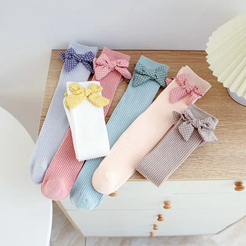 Girls Star Bow Mid-Calf Socks Spring Autumn Korean Style