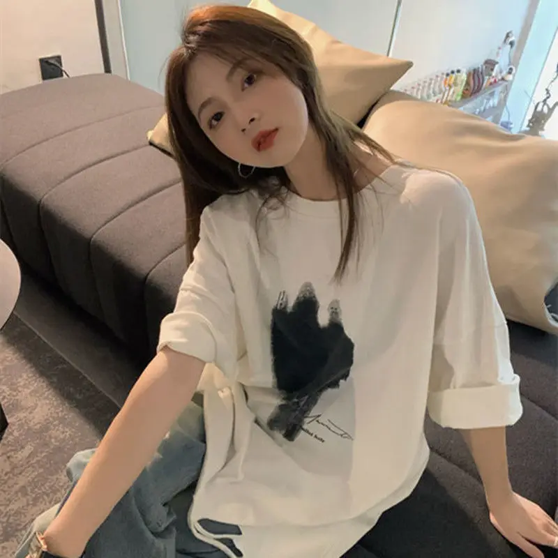 Women Ripped T-Shirt Black White Graphic Large — feature 1