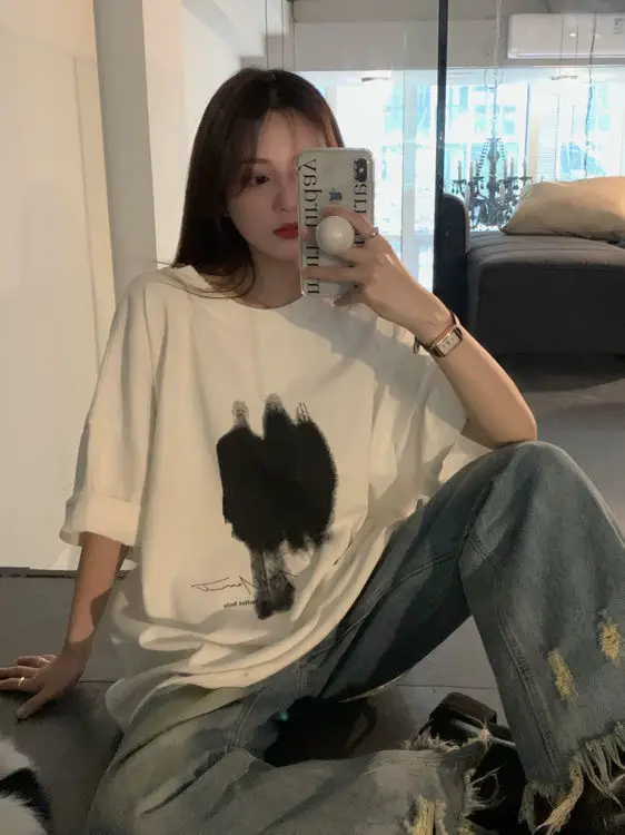 Women Ripped T-Shirt Black White Graphic Large — feature 17