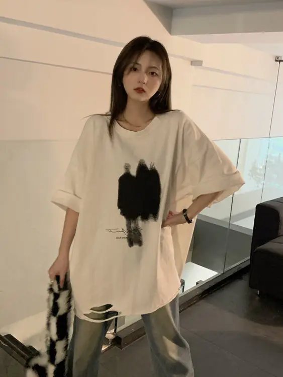 Women Ripped T-Shirt Black White Graphic Large — feature 19