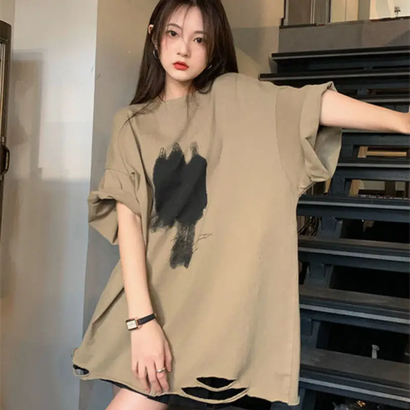 Women Ripped T-Shirt Black White Graphic Large — feature 6
