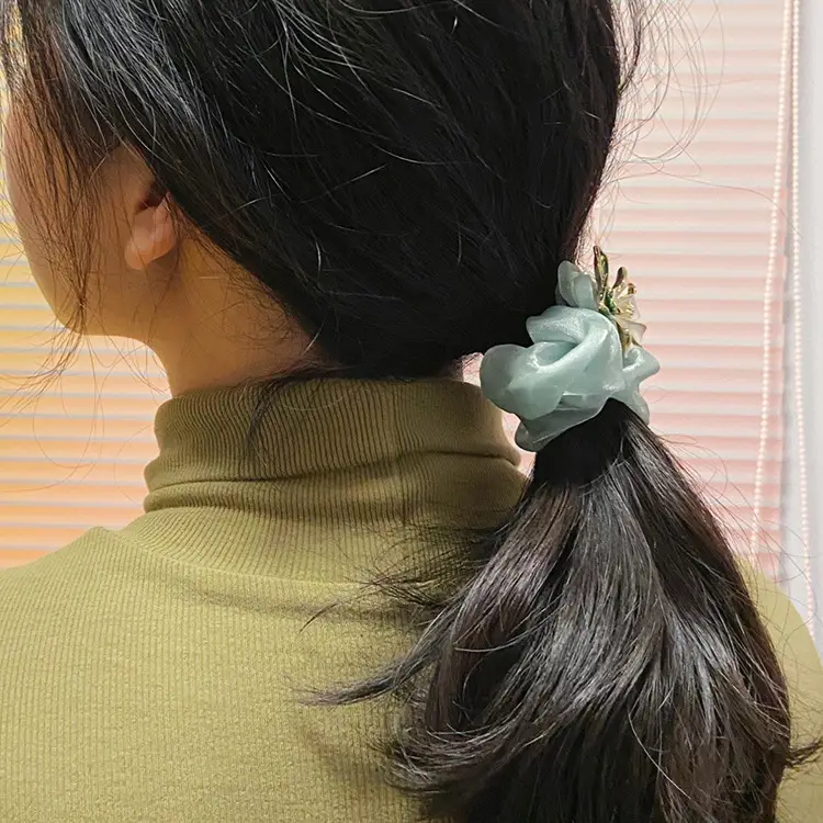 Elegant Floral Hair Rope for Women
