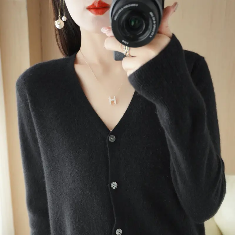 Women V-Neck Knitted Cardigan Spring 2022 - Image 3