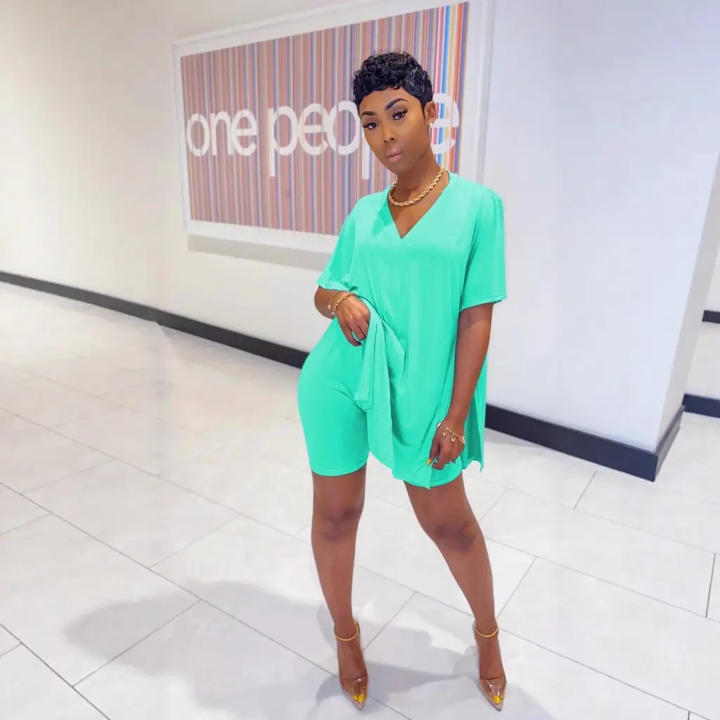 2022 Women's Casual Green Shorts Set Large - Image 15