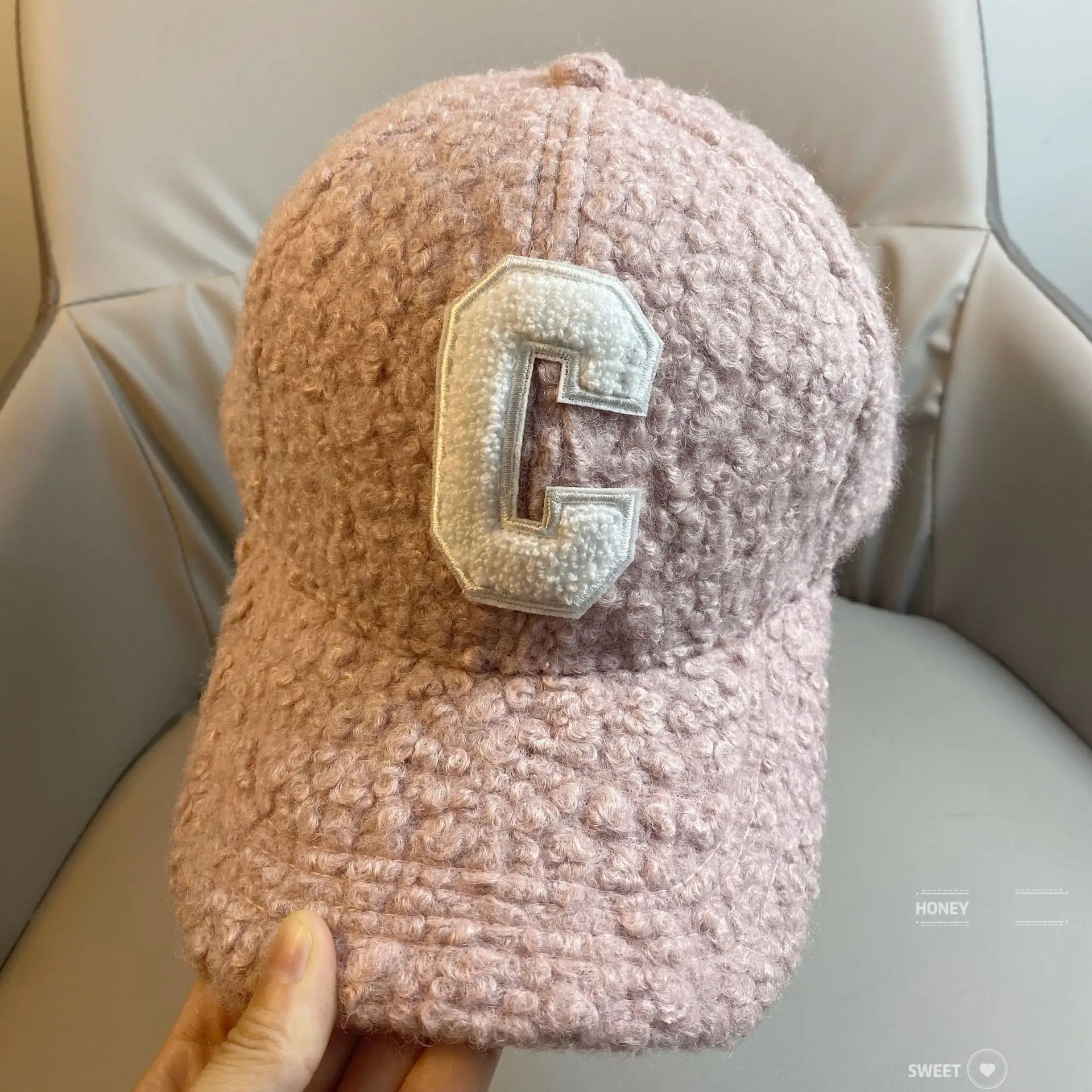 Lamb Wool C Letter Warm Baseball Cap for Women — feature 11