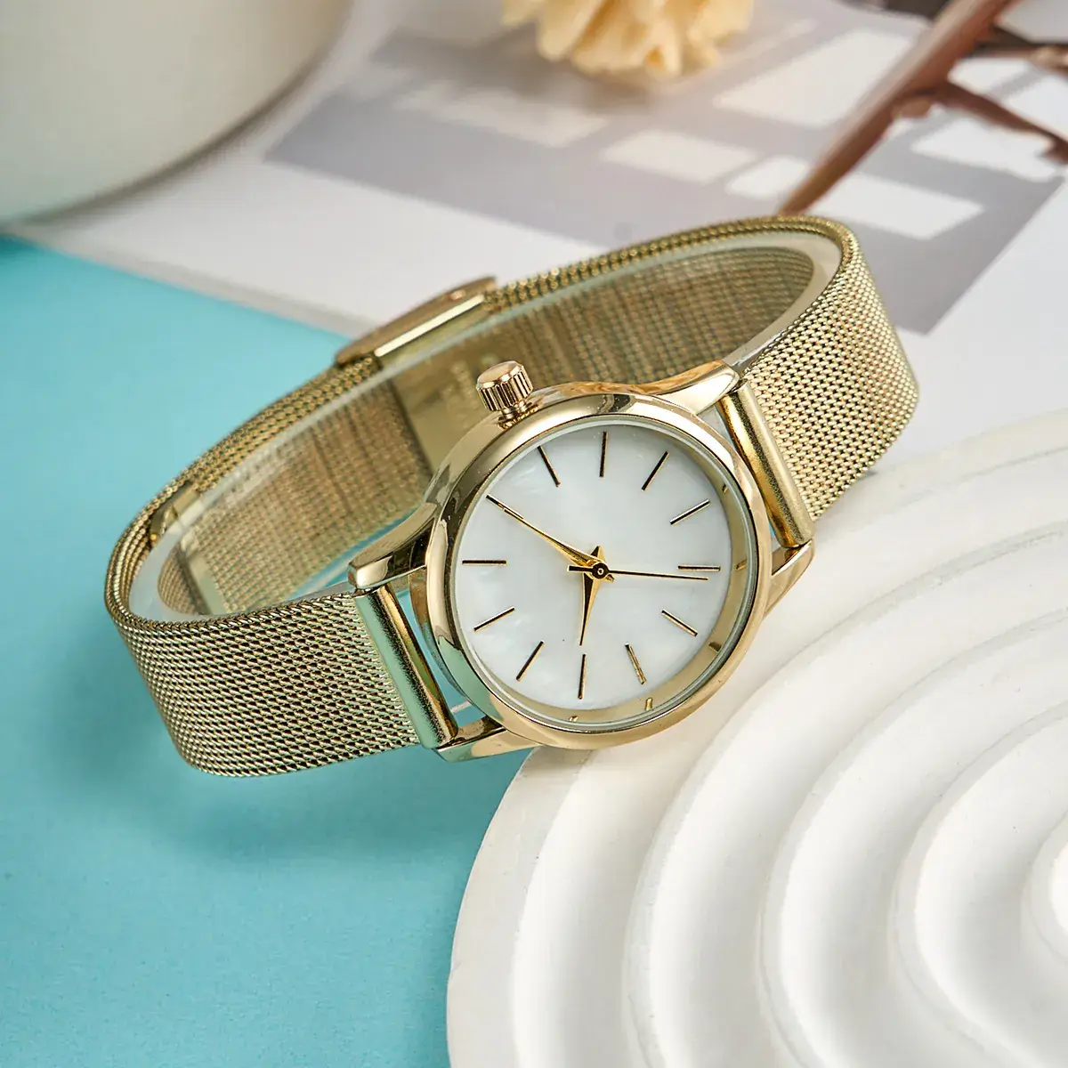 Ladies Cross-Border Mesh Strap Quartz Watch - Image 5