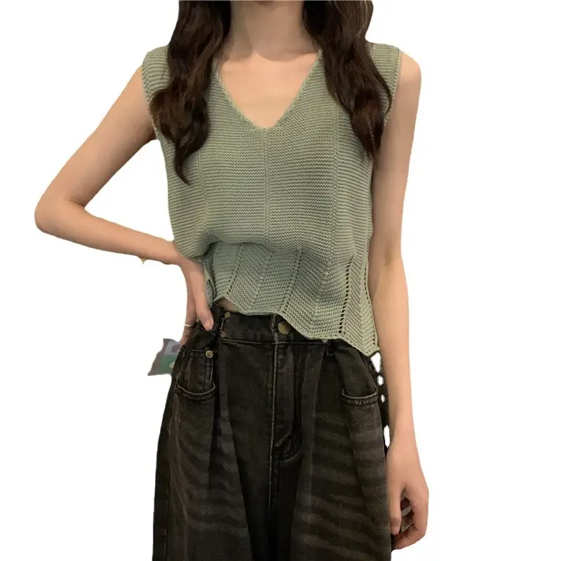 2022 Black V-Neck Knitted Camisole Top