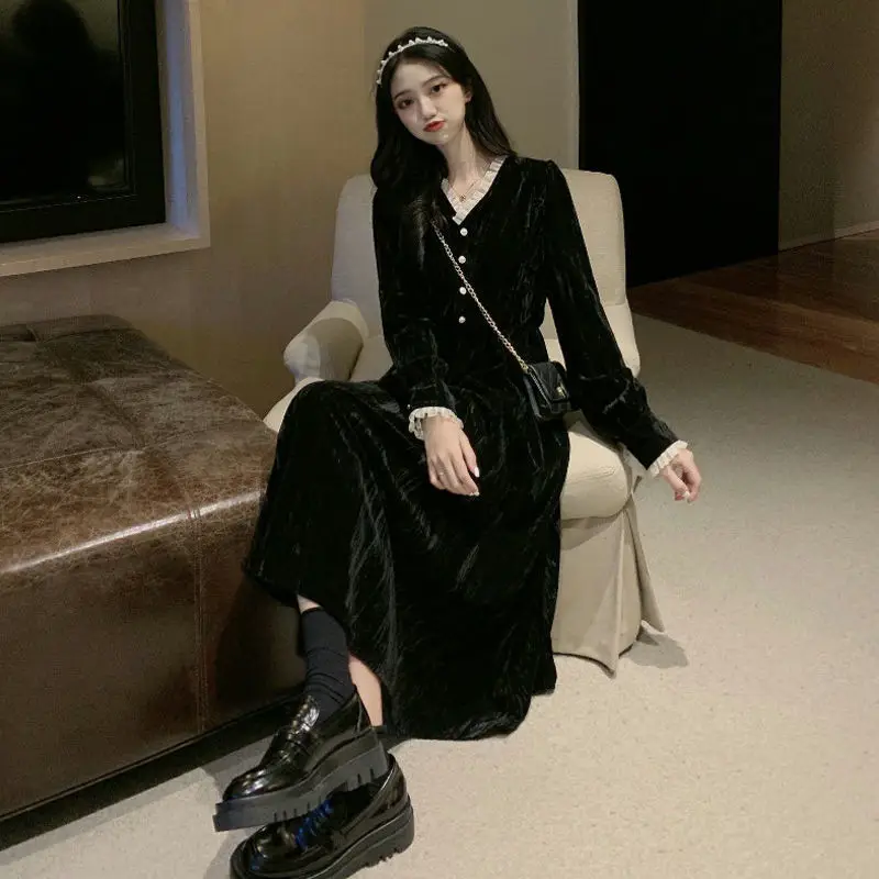 Black Velvet V-Neck Dress for Girls Small — feature 6