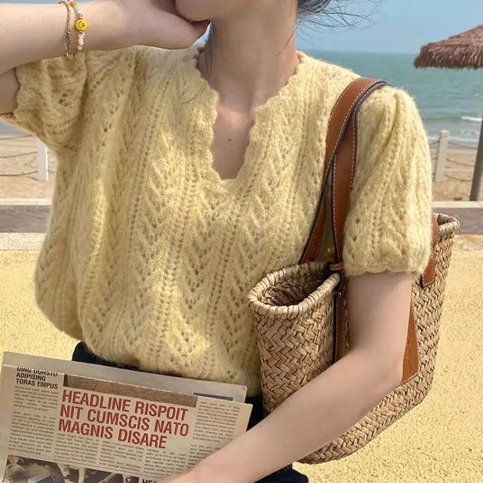 Green Knit V-Neck Top for Women Spring Summer — feature 4