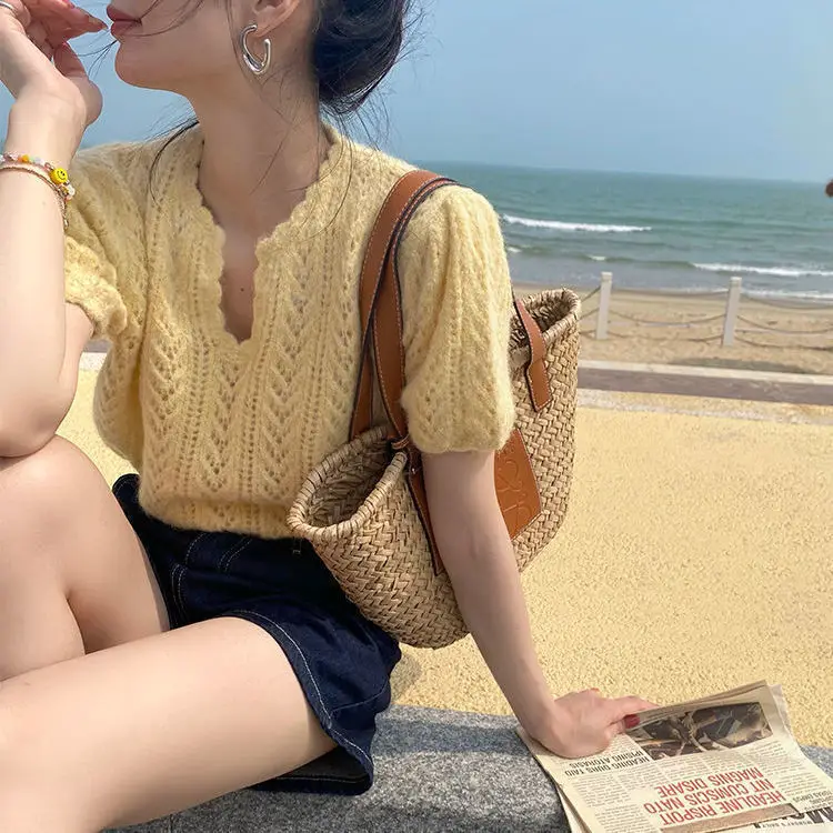 Green Knit V-Neck Top for Women Spring Summer — feature 5