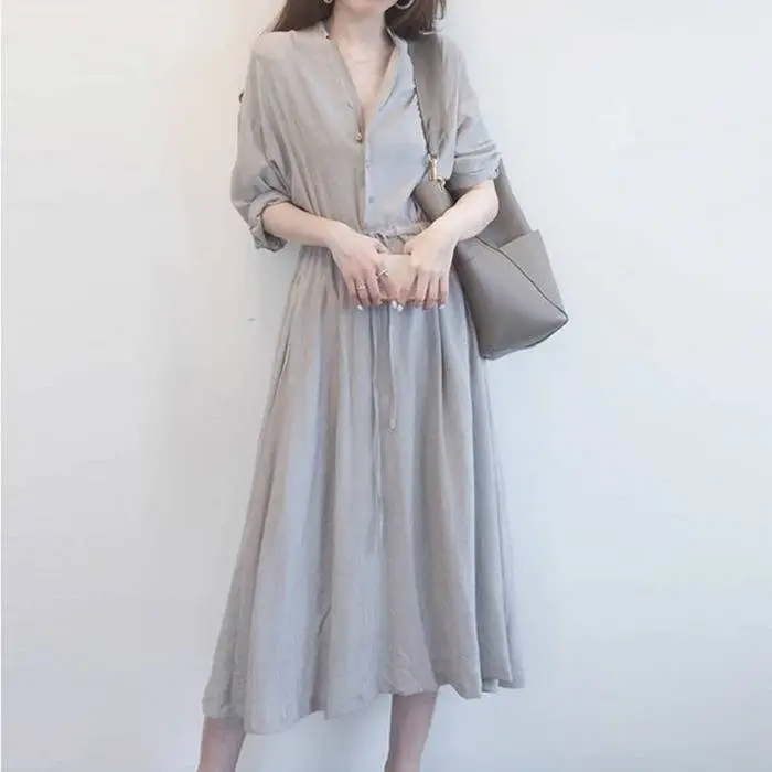 French Niche Dress Grey V-Neck Mid-Length Slim Fit — feature 4