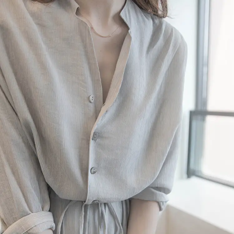 French Niche Dress Grey V-Neck Mid-Length Slim Fit — feature 5