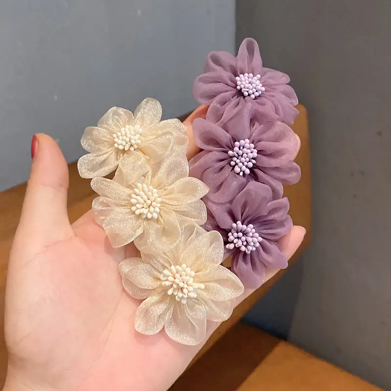 Elegant Pearl Flower Hair Clips for Women - Image 7