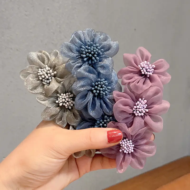 Elegant Pearl Flower Hair Clips for Women - Image 8
