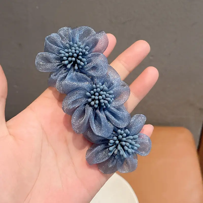 Elegant Pearl Flower Hair Clips for Women - Image 4