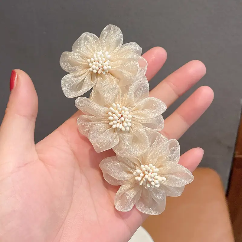 Elegant Pearl Flower Hair Clips for Women - Image 5