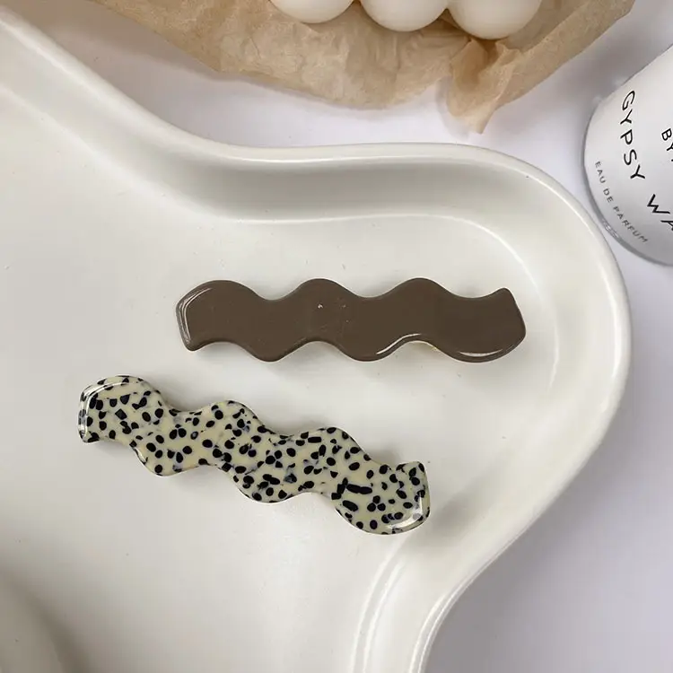 Korean Style Wave Hairpins with Side Clips — feature 11