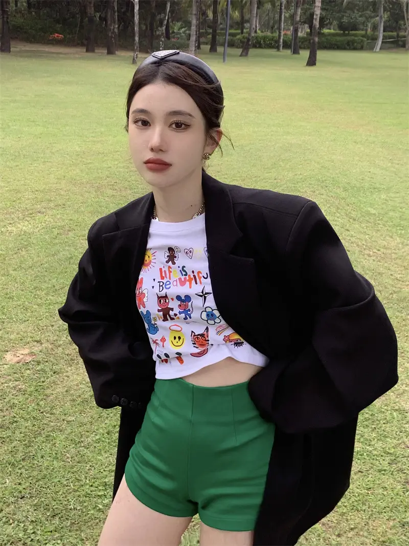 Spicy Girl Black Short Sleeve Printed T-Shirt Women 2025 — feature 3